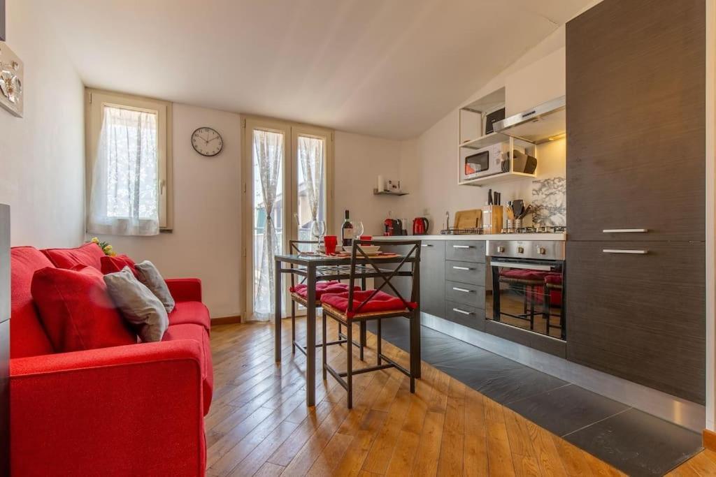 Unique & Strategic Flat, 50M From M4 Station Apartment Milano Ngoại thất bức ảnh