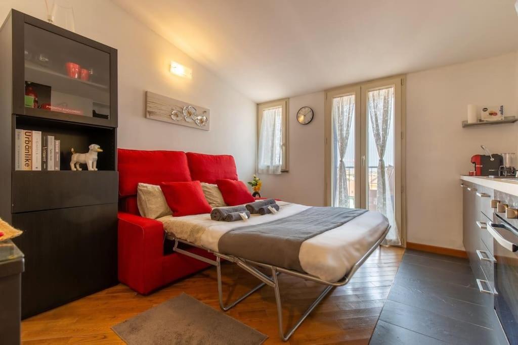 Unique & Strategic Flat, 50M From M4 Station Apartment Milano Ngoại thất bức ảnh