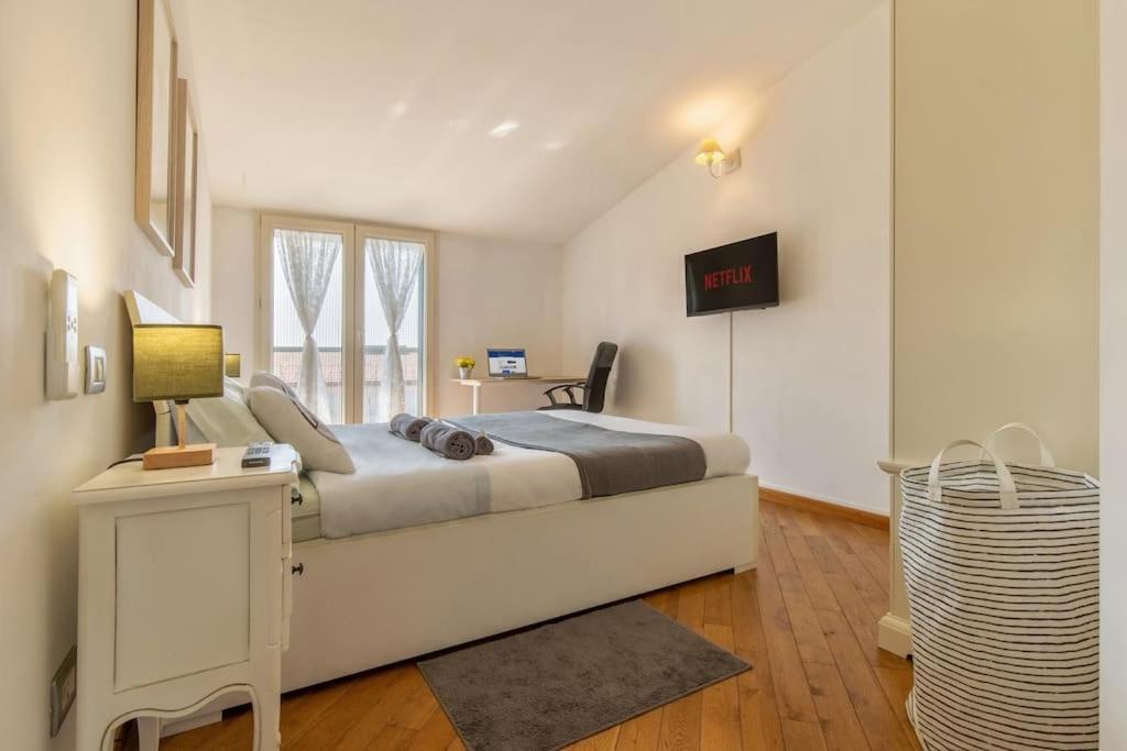 Unique & Strategic Flat, 50M From M4 Station Apartment Milano Ngoại thất bức ảnh